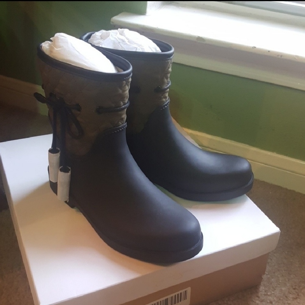 Rain boots